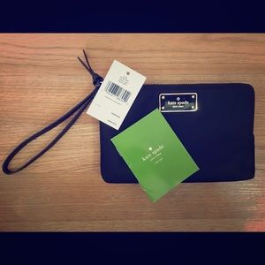 KATE SPADE Black Nylon Wristlet (Brand New)